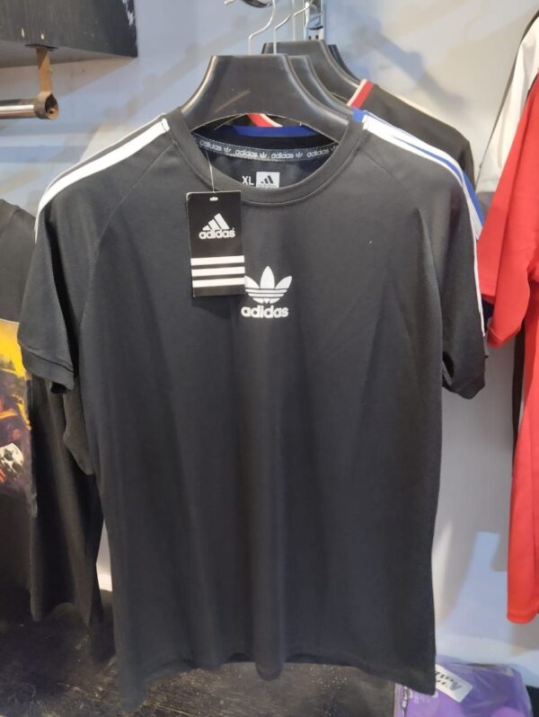 ⁦تيشرت كلوز ماش كوبى اوريجنال⁩ - الصورة ⁦8⁩