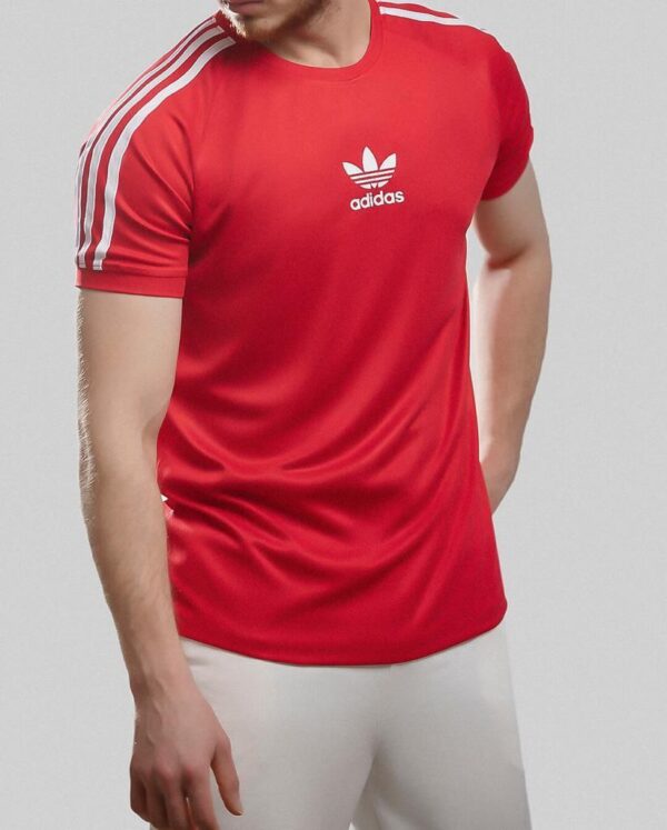 ⁦تيشرت كلوز ماش كوبى اوريجنال⁩ - الصورة ⁦3⁩